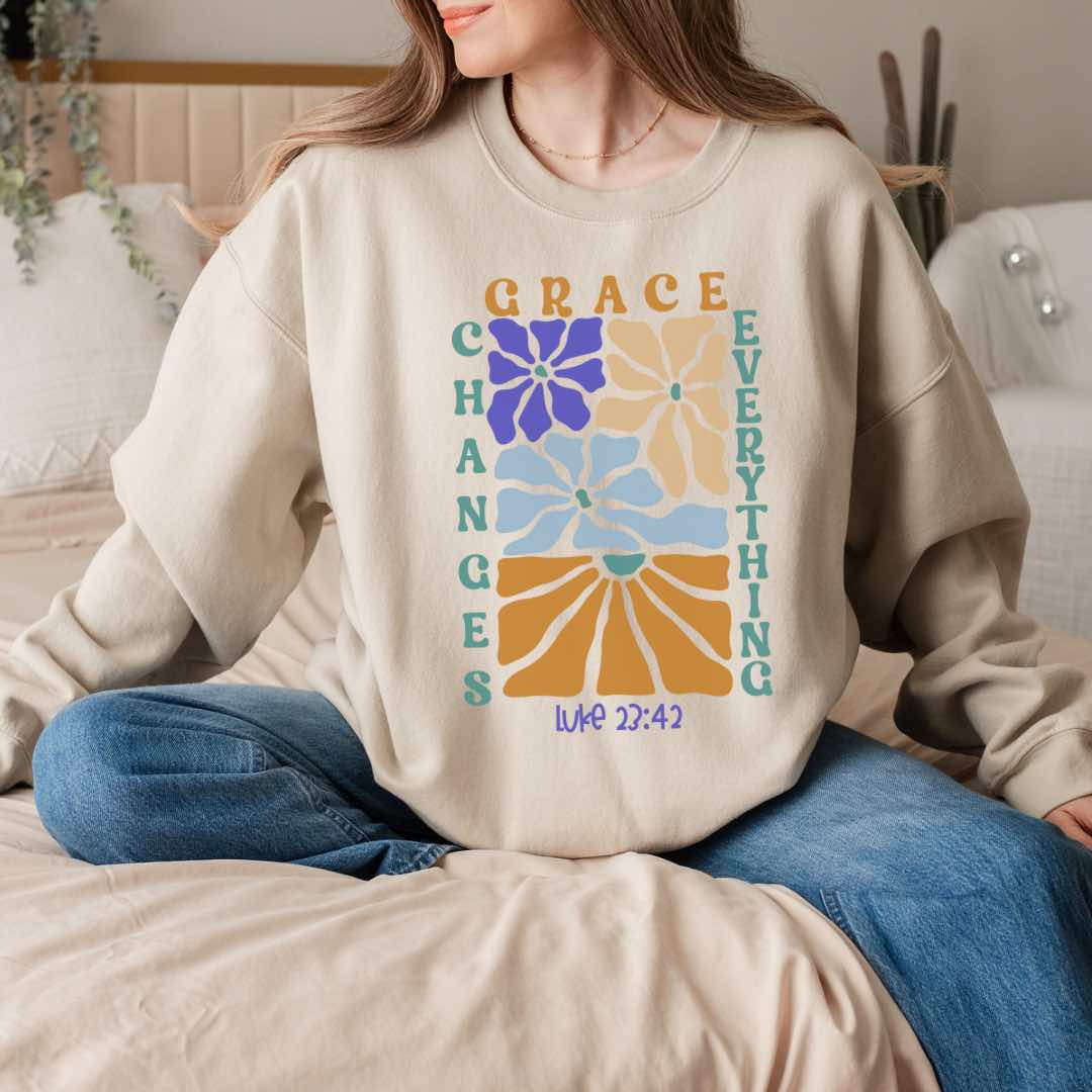 Grace Changes Everything Crewneck Sweatshirt - Unisex Heavy Blend™